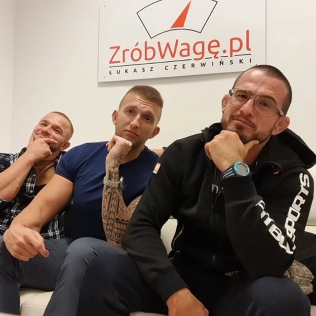 Łukasz Czerwiński ze sportowcami